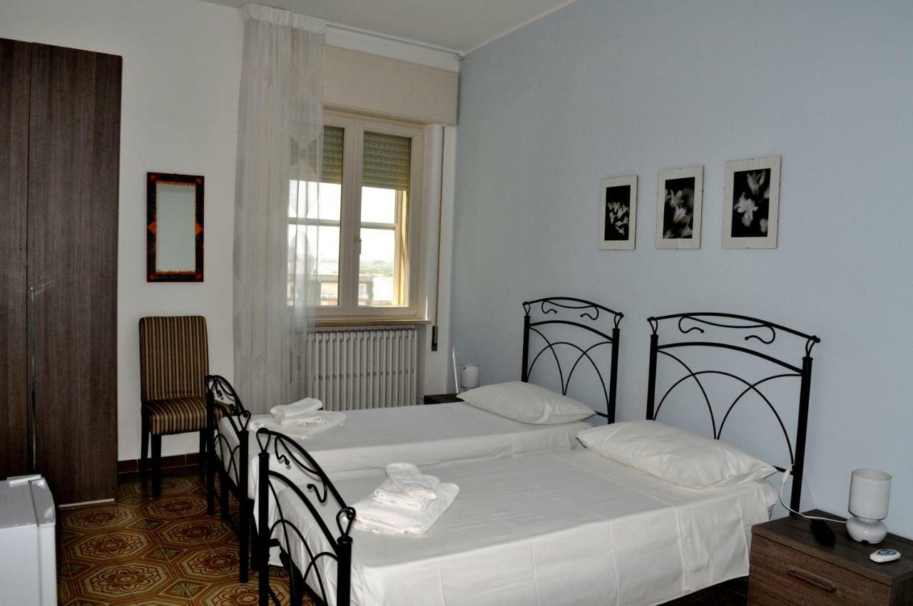 B&B Da Leo Каровиньо Экстерьер фото