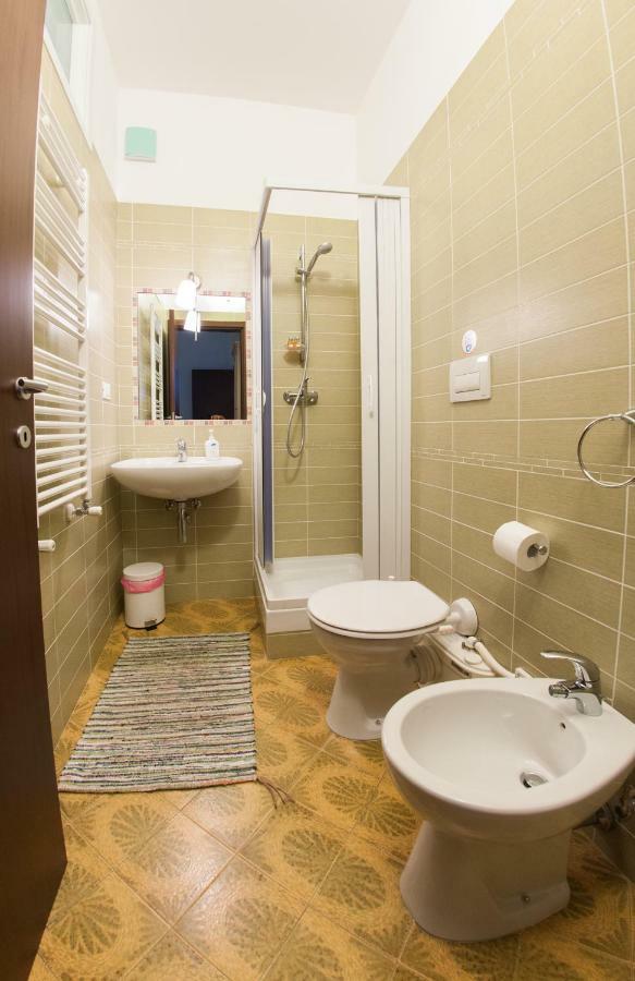 B&B Da Leo Каровиньо Экстерьер фото